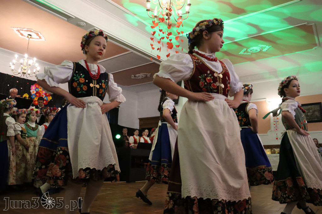 Fotorelacja: Kiermasz Wielkanocny w Pałacyku nad Wartą w Zawierciu
