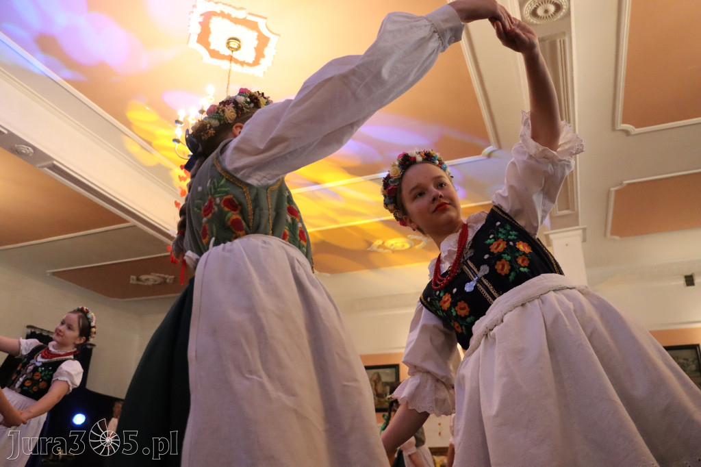 Fotorelacja: Kiermasz Wielkanocny w Pałacyku nad Wartą w Zawierciu
