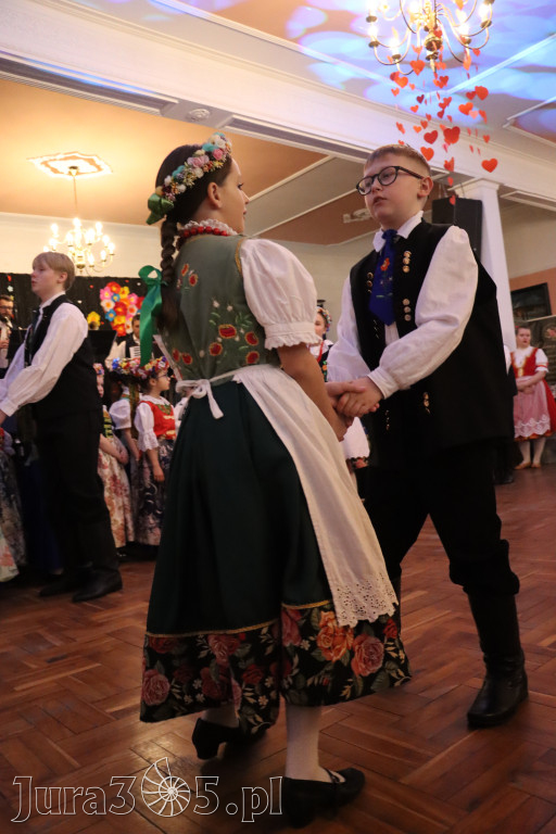 Fotorelacja: Kiermasz Wielkanocny w Pałacyku nad Wartą w Zawierciu