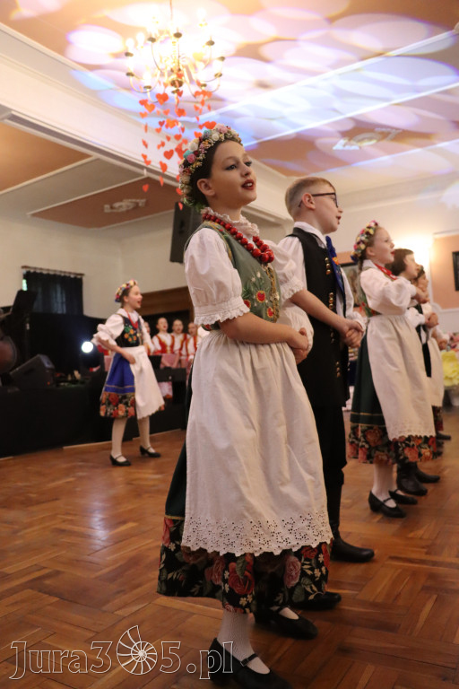 Fotorelacja: Kiermasz Wielkanocny w Pałacyku nad Wartą w Zawierciu