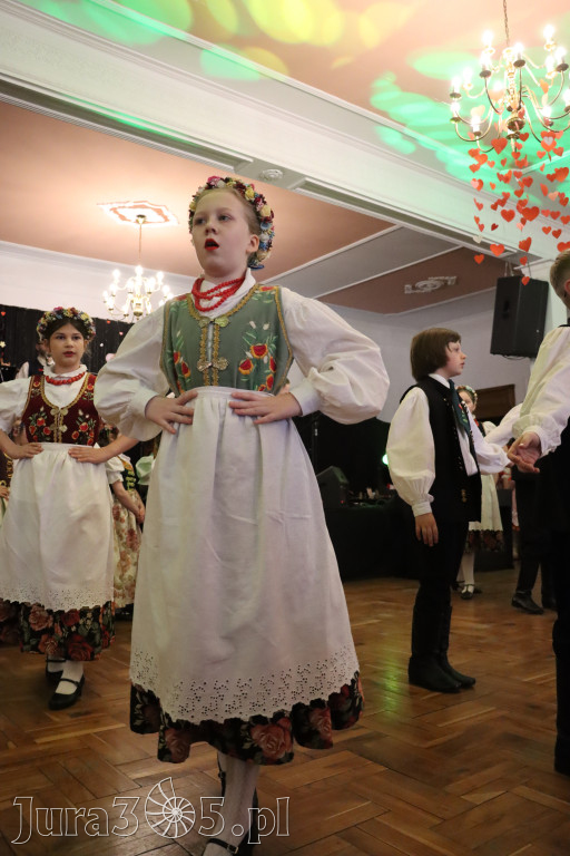 Fotorelacja: Kiermasz Wielkanocny w Pałacyku nad Wartą w Zawierciu