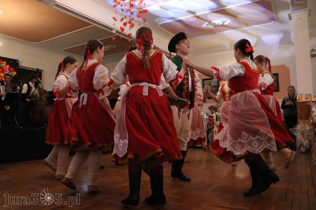 Fotorelacja: Kiermasz Wielkanocny w Pałacyku nad Wartą w Zawierciu