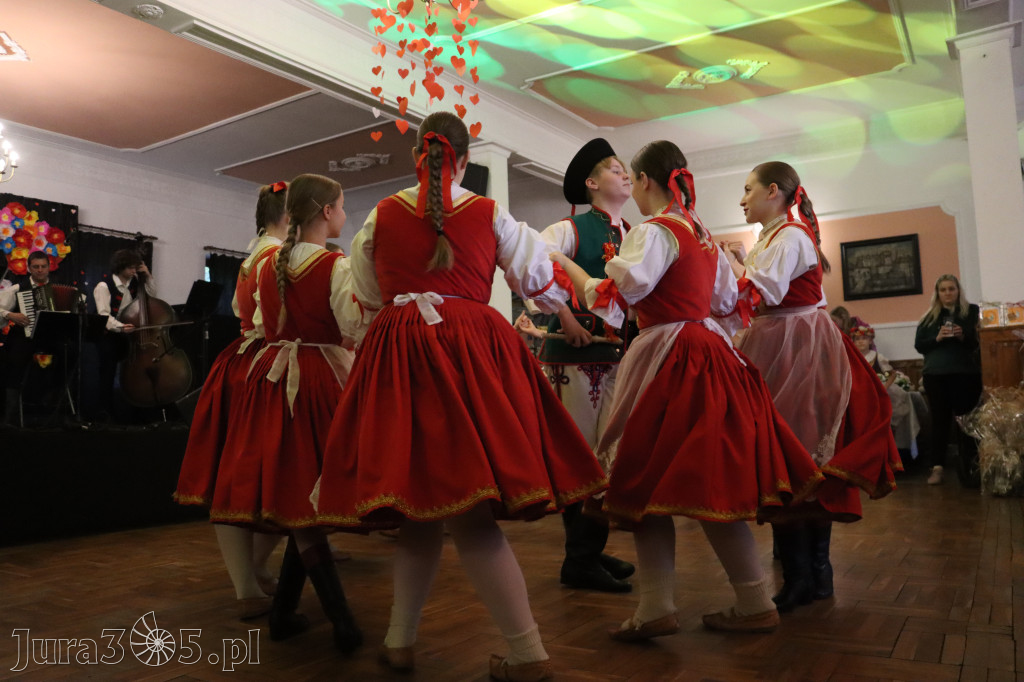 Fotorelacja: Kiermasz Wielkanocny w Pałacyku nad Wartą w Zawierciu