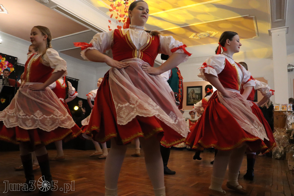 Fotorelacja: Kiermasz Wielkanocny w Pałacyku nad Wartą w Zawierciu