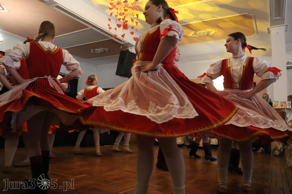 Fotorelacja: Kiermasz Wielkanocny w Pałacyku nad Wartą w Zawierciu