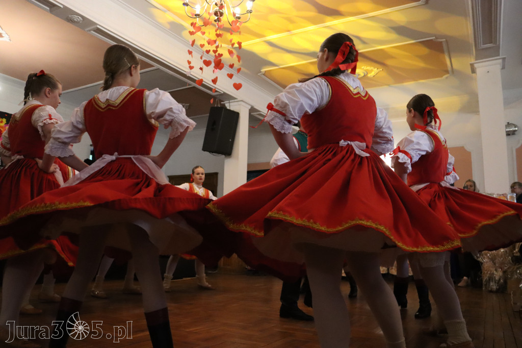 Fotorelacja: Kiermasz Wielkanocny w Pałacyku nad Wartą w Zawierciu