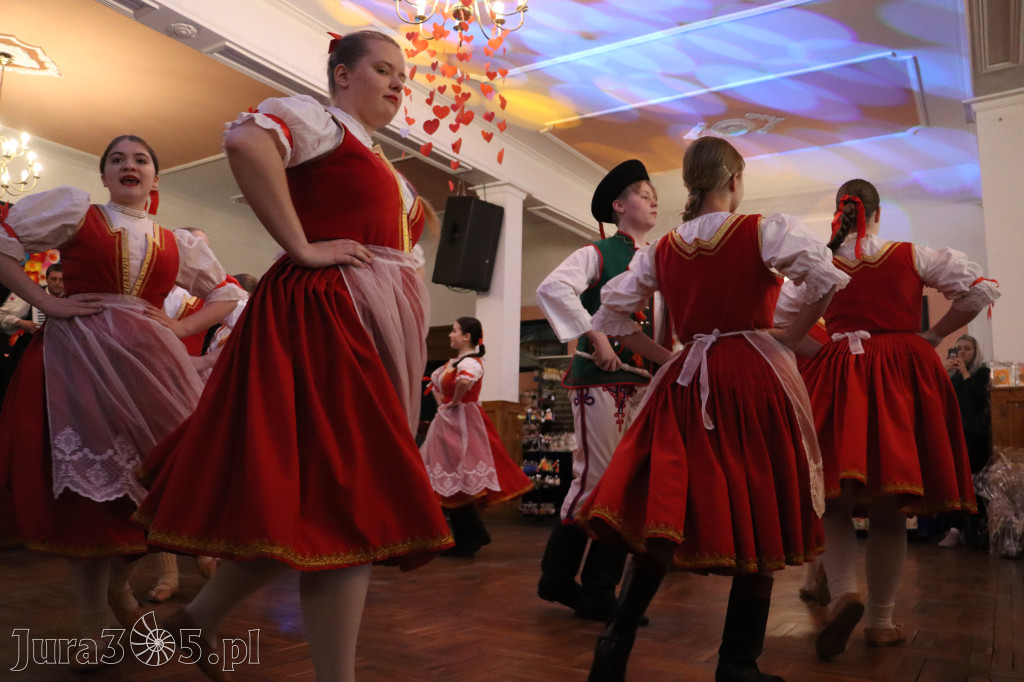 Fotorelacja: Kiermasz Wielkanocny w Pałacyku nad Wartą w Zawierciu