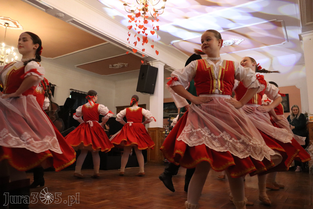 Fotorelacja: Kiermasz Wielkanocny w Pałacyku nad Wartą w Zawierciu