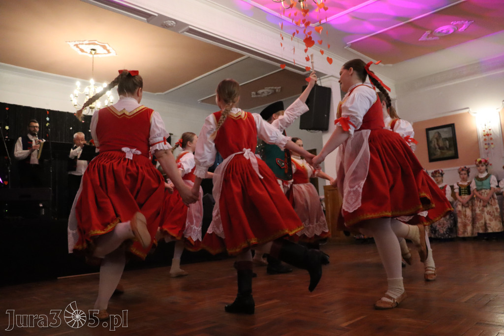Fotorelacja: Kiermasz Wielkanocny w Pałacyku nad Wartą w Zawierciu