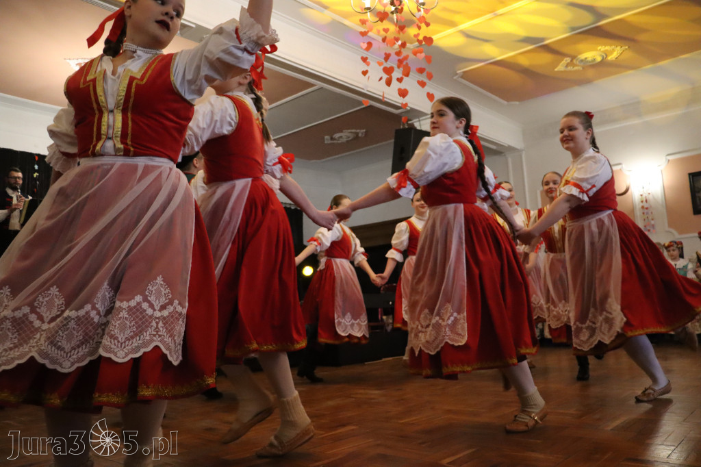 Fotorelacja: Kiermasz Wielkanocny w Pałacyku nad Wartą w Zawierciu