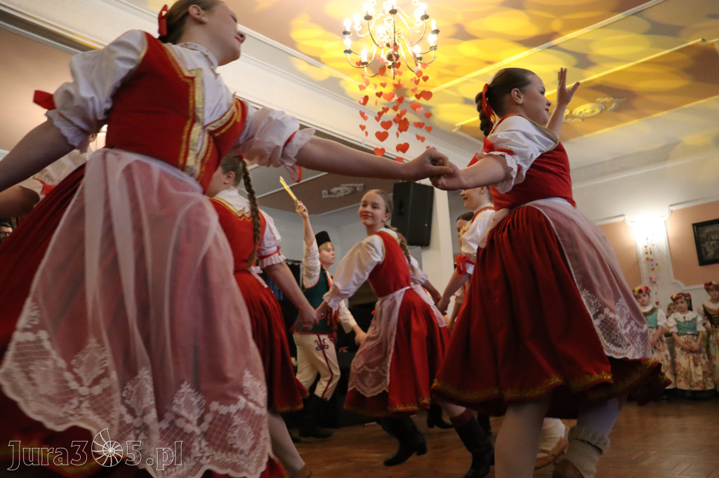 Fotorelacja: Kiermasz Wielkanocny w Pałacyku nad Wartą w Zawierciu