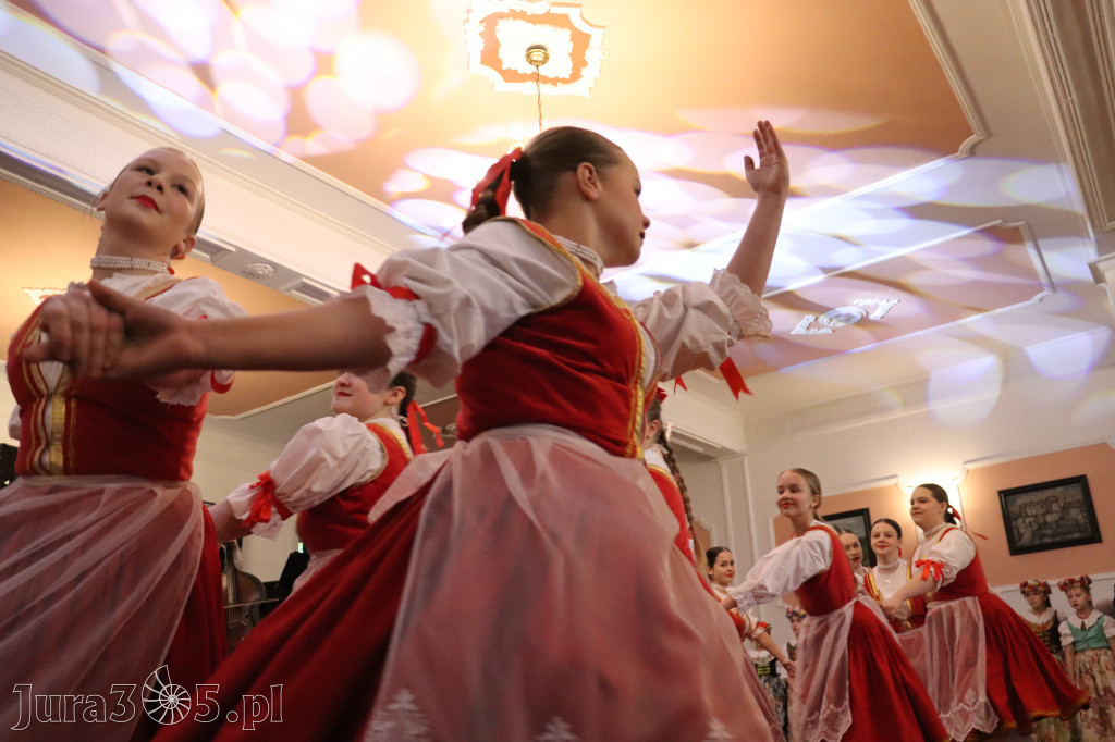 Fotorelacja: Kiermasz Wielkanocny w Pałacyku nad Wartą w Zawierciu
