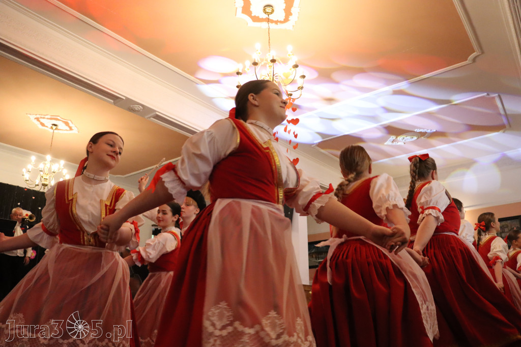 Fotorelacja: Kiermasz Wielkanocny w Pałacyku nad Wartą w Zawierciu
