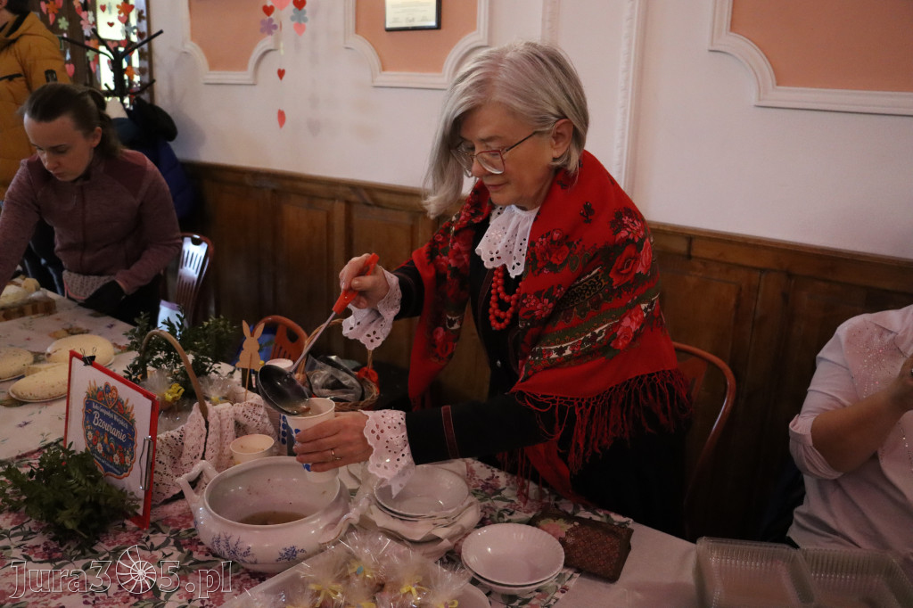 Fotorelacja: Kiermasz Wielkanocny w Pałacyku nad Wartą w Zawierciu