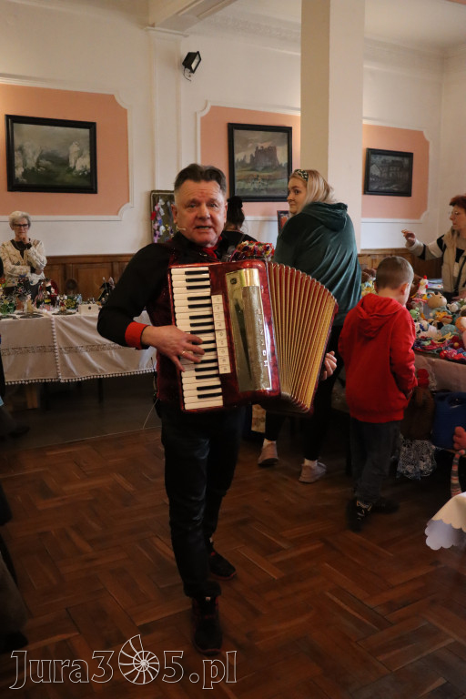 Fotorelacja: Kiermasz Wielkanocny w Pałacyku nad Wartą w Zawierciu