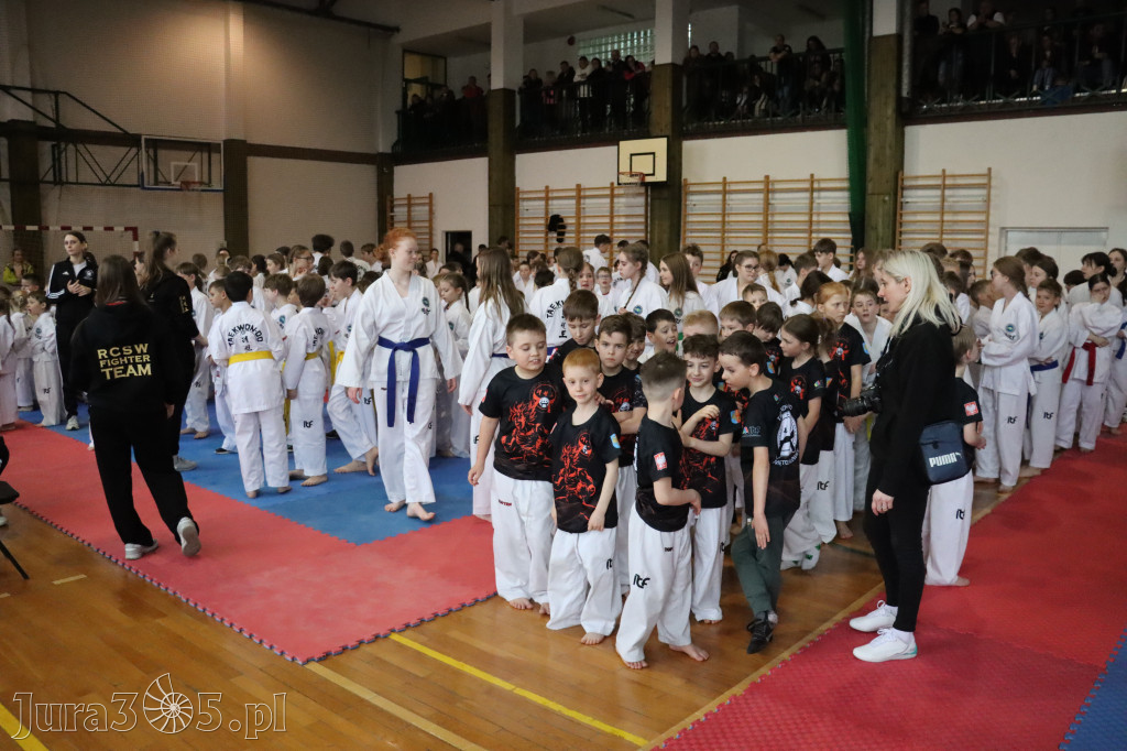 Fotorelacja: Zawody Taekwon-do Jura Cup oraz Międzywojewódzkie Mistrzostwa Juniorów w Łazach