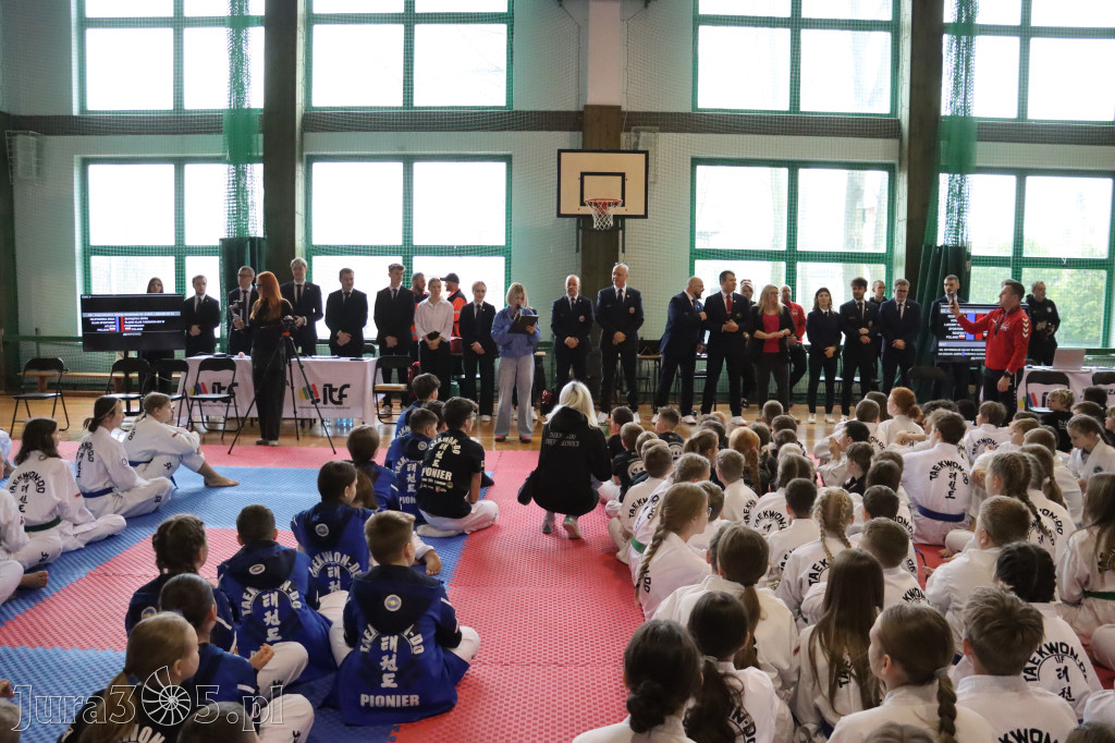 Fotorelacja: Zawody Taekwon-do Jura Cup oraz Międzywojewódzkie Mistrzostwa Juniorów w Łazach