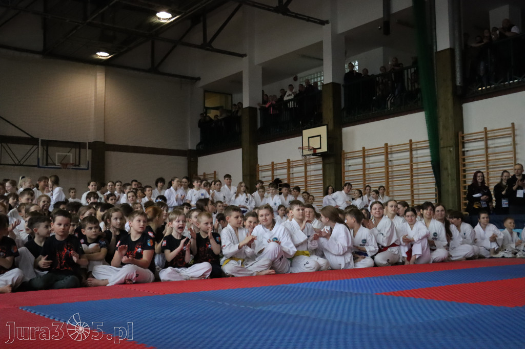 Fotorelacja: Zawody Taekwon-do Jura Cup oraz Międzywojewódzkie Mistrzostwa Juniorów w Łazach