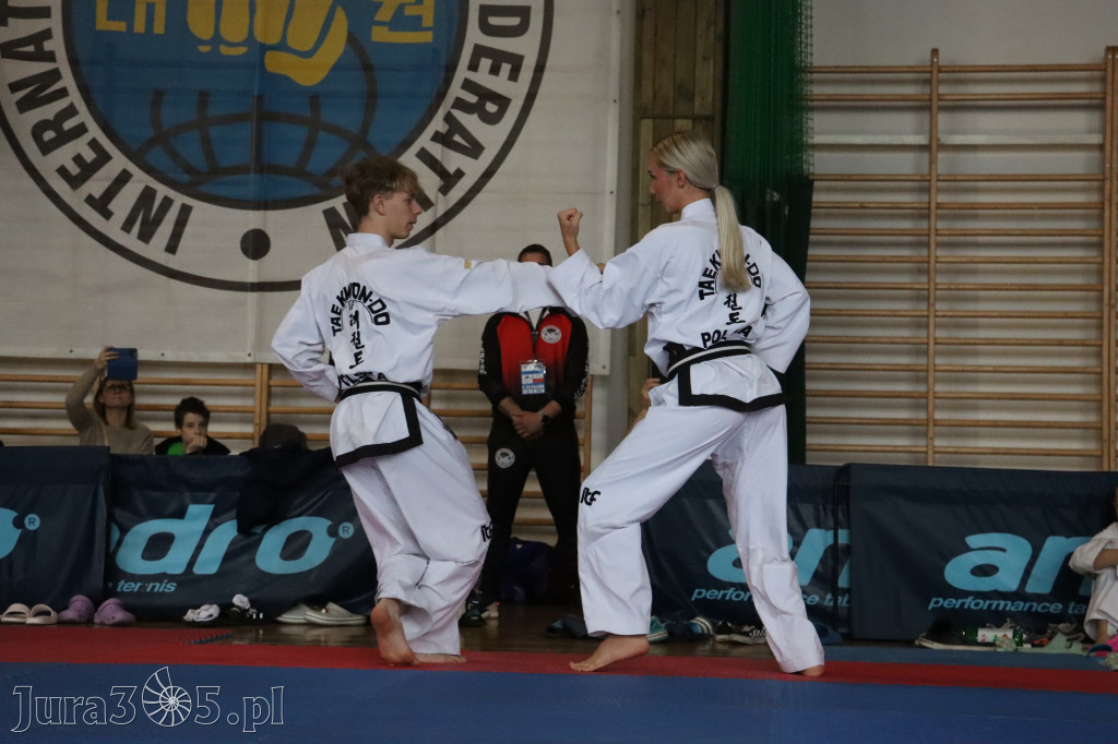 Fotorelacja: Zawody Taekwon-do Jura Cup oraz Międzywojewódzkie Mistrzostwa Juniorów w Łazach