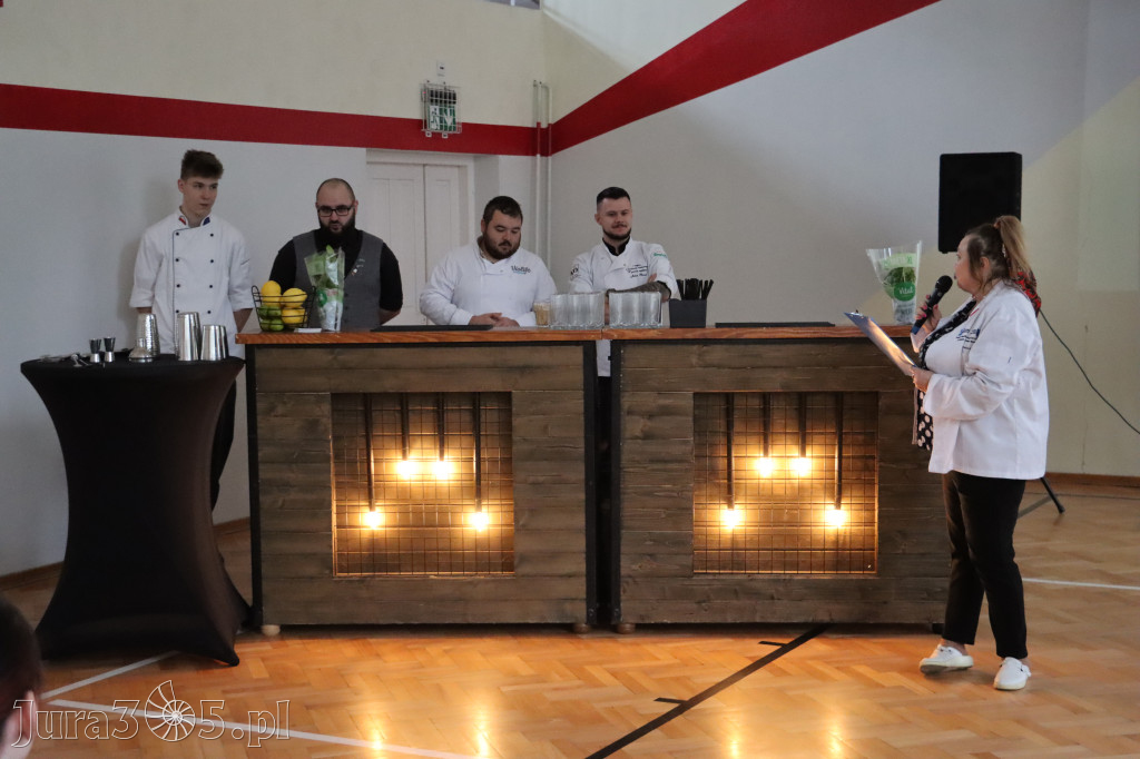Fotorelacja: JAJECZNA REWOLUCJA TADKA w ZS im. Tadeusza Kościuszki w Żarkach