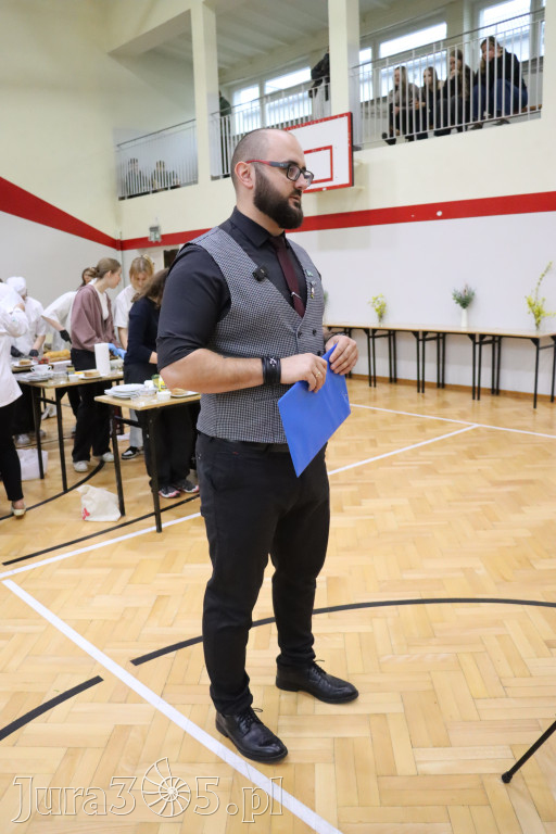 Fotorelacja: JAJECZNA REWOLUCJA TADKA w ZS im. Tadeusza Kościuszki w Żarkach
