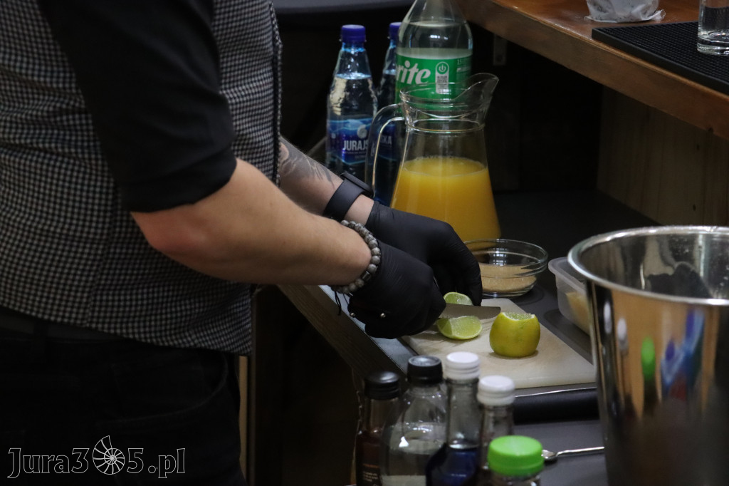 Fotorelacja: JAJECZNA REWOLUCJA TADKA w ZS im. Tadeusza Kościuszki w Żarkach
