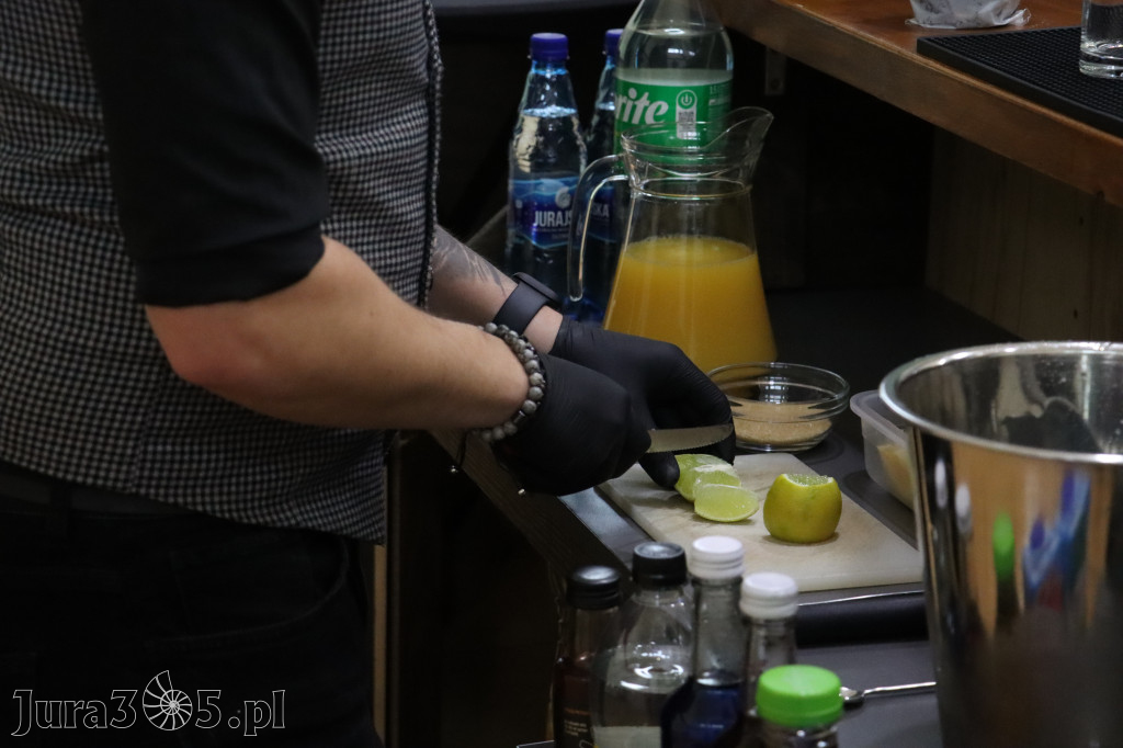 Fotorelacja: JAJECZNA REWOLUCJA TADKA w ZS im. Tadeusza Kościuszki w Żarkach