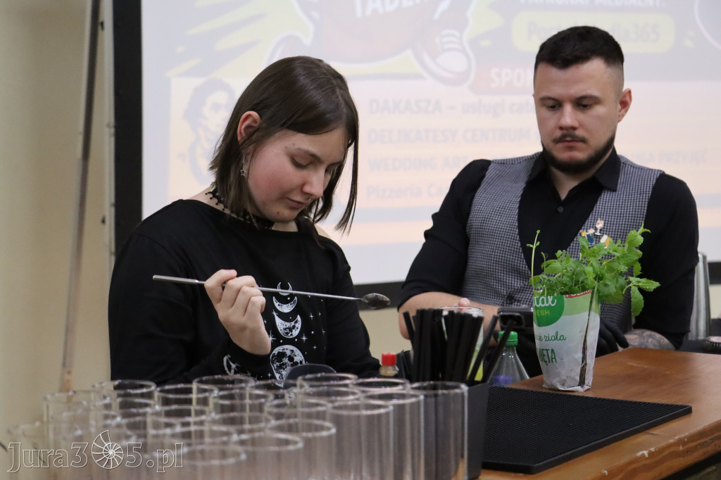 Fotorelacja: JAJECZNA REWOLUCJA TADKA w ZS im. Tadeusza Kościuszki w Żarkach