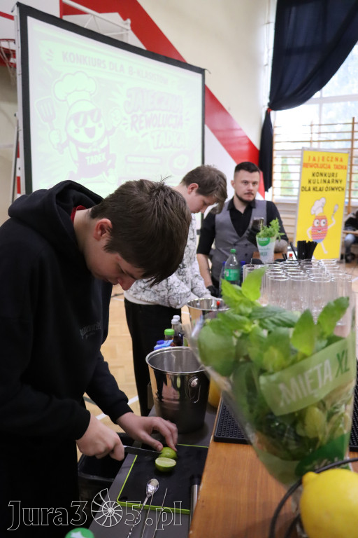 Fotorelacja: JAJECZNA REWOLUCJA TADKA w ZS im. Tadeusza Kościuszki w Żarkach