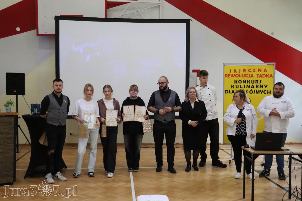 Fotorelacja: JAJECZNA REWOLUCJA TADKA w ZS im. Tadeusza Kościuszki w Żarkach