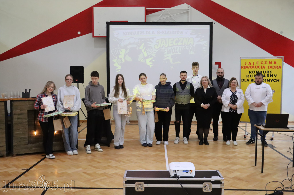 Fotorelacja: JAJECZNA REWOLUCJA TADKA w ZS im. Tadeusza Kościuszki w Żarkach
