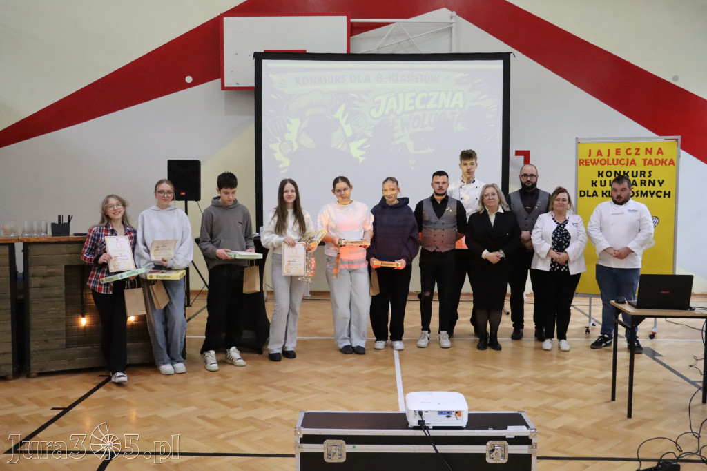 Fotorelacja: JAJECZNA REWOLUCJA TADKA w ZS im. Tadeusza Kościuszki w Żarkach