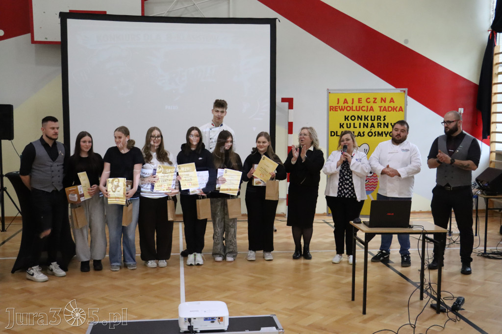 Fotorelacja: JAJECZNA REWOLUCJA TADKA w ZS im. Tadeusza Kościuszki w Żarkach