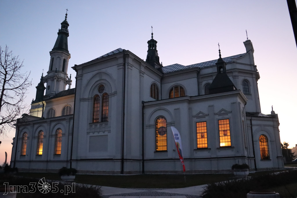 Fotorelacja I: Msza Rezurekcyjna w Koziegłówkach - Wielkanoc 2026!