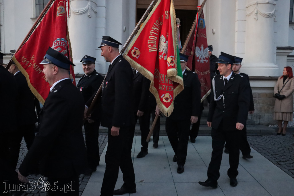 Fotorelacja I: Msza Rezurekcyjna w Koziegłówkach - Wielkanoc 2026!