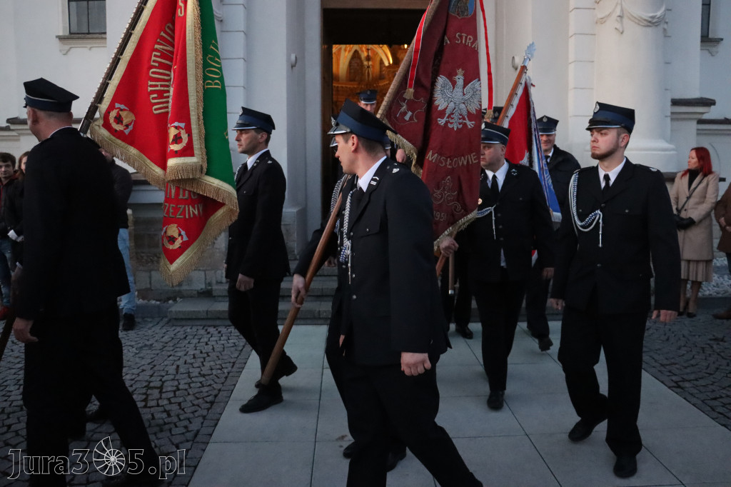 Fotorelacja I: Msza Rezurekcyjna w Koziegłówkach - Wielkanoc 2026!