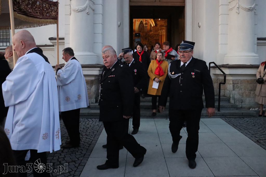 Fotorelacja I: Msza Rezurekcyjna w Koziegłówkach - Wielkanoc 2026!