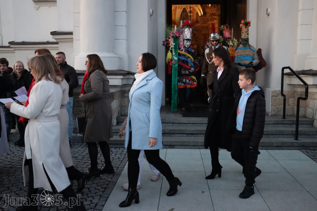 Fotorelacja I: Msza Rezurekcyjna w Koziegłówkach - Wielkanoc 2026!