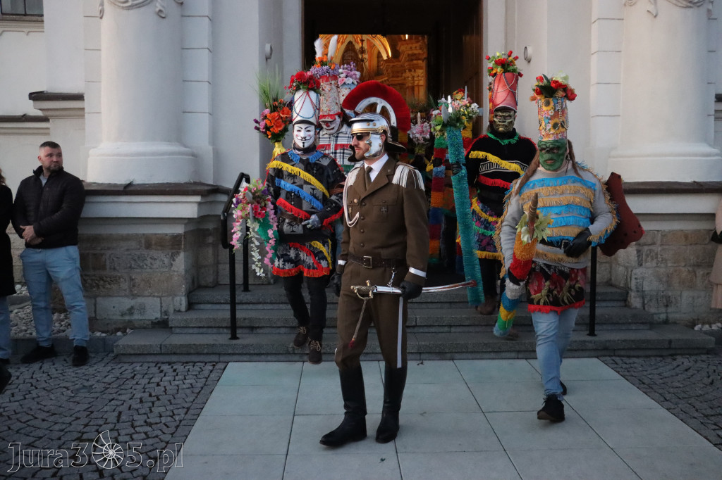 Fotorelacja I: Msza Rezurekcyjna w Koziegłówkach - Wielkanoc 2026!