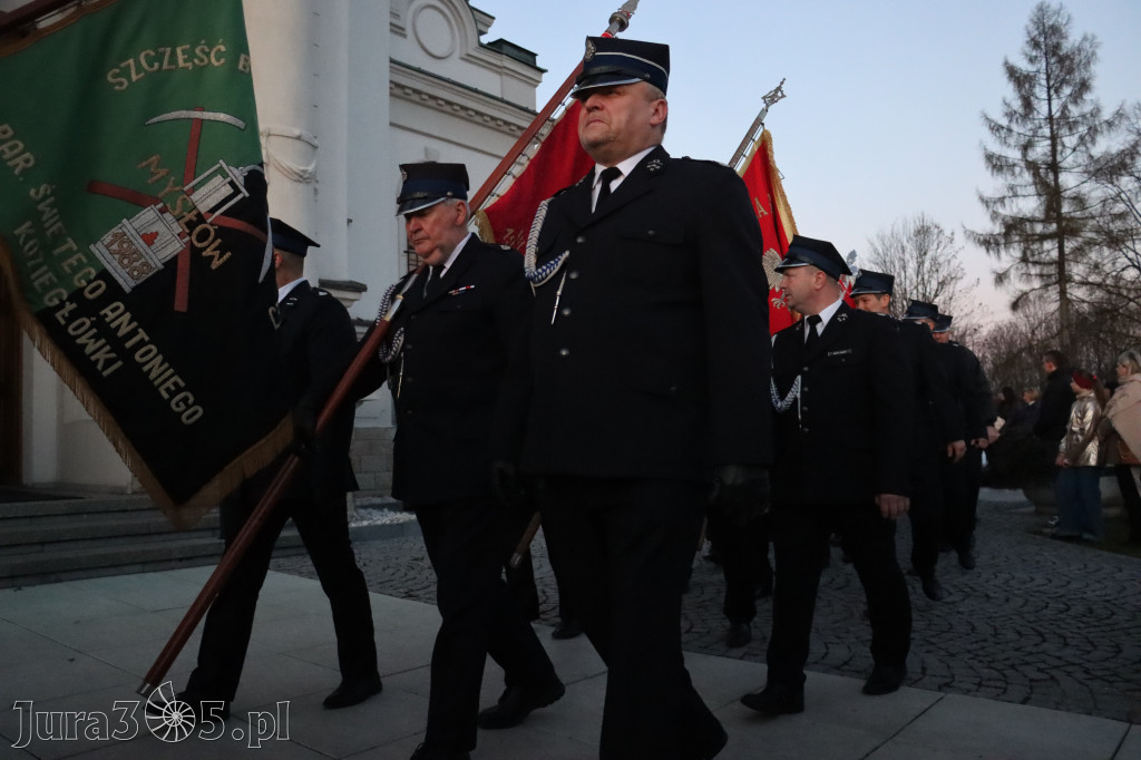 Fotorelacja I: Msza Rezurekcyjna w Koziegłówkach - Wielkanoc 2026!
