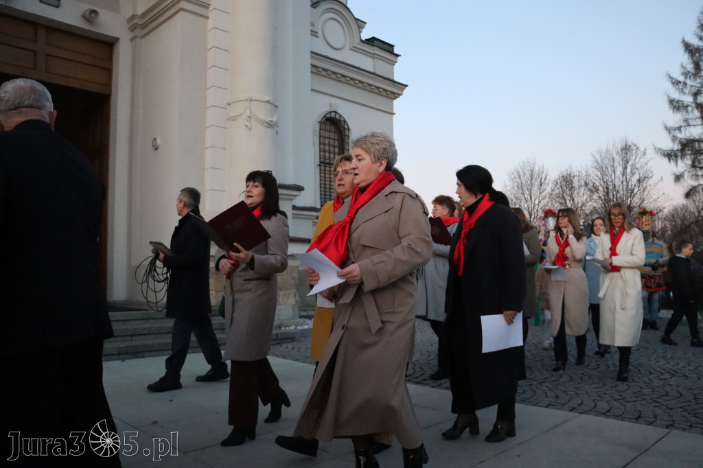 Fotorelacja I: Msza Rezurekcyjna w Koziegłówkach - Wielkanoc 2026!