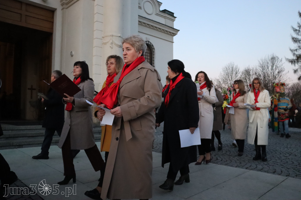 Fotorelacja I: Msza Rezurekcyjna w Koziegłówkach - Wielkanoc 2026!