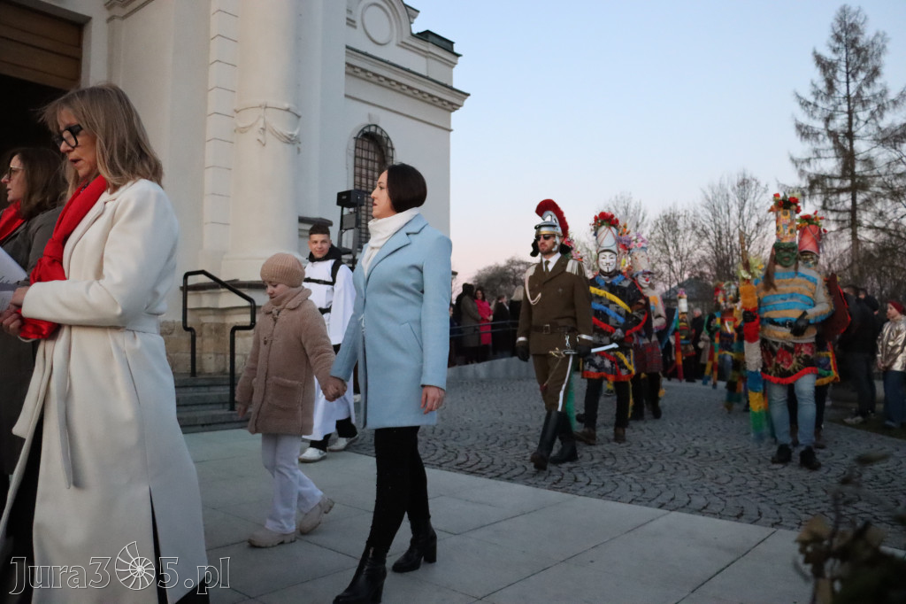 Fotorelacja I: Msza Rezurekcyjna w Koziegłówkach - Wielkanoc 2026!