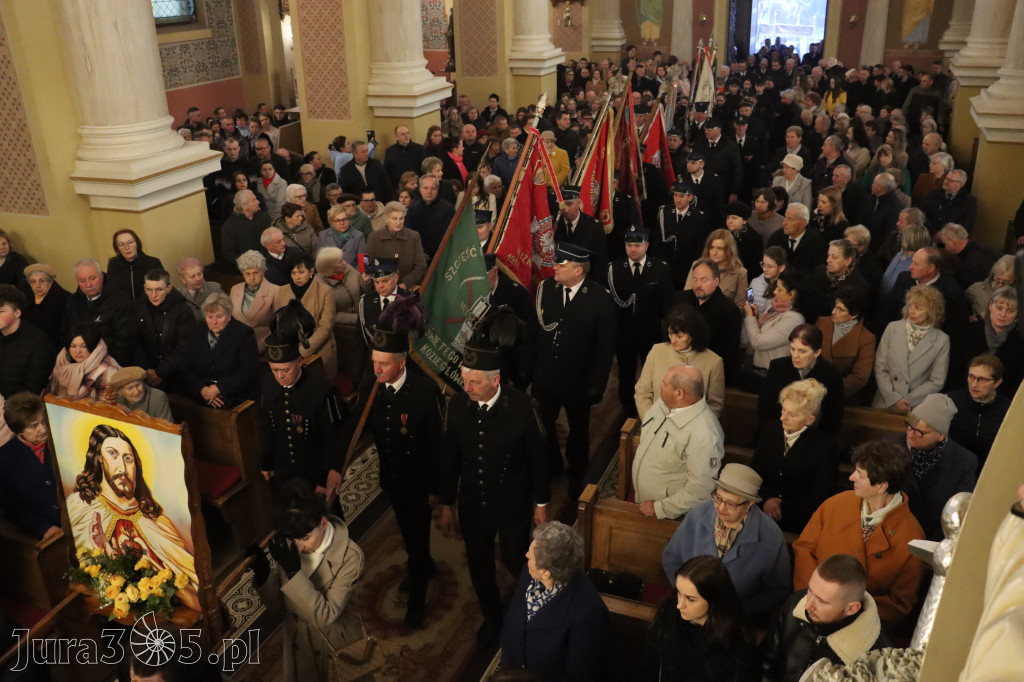 Fotorelacja II: Msza Rezurekcyjna w Koziegłówkach - Wielkanoc 2026!
