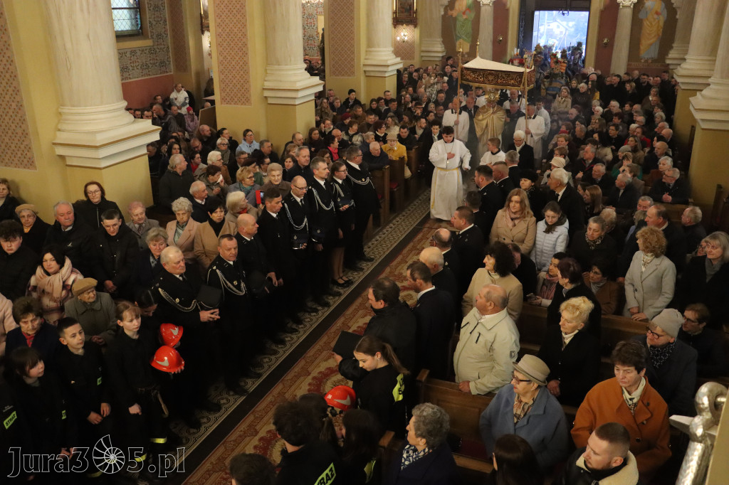 Fotorelacja II: Msza Rezurekcyjna w Koziegłówkach - Wielkanoc 2026!