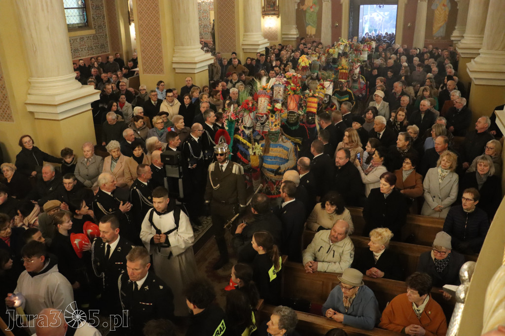 Fotorelacja II: Msza Rezurekcyjna w Koziegłówkach - Wielkanoc 2026!