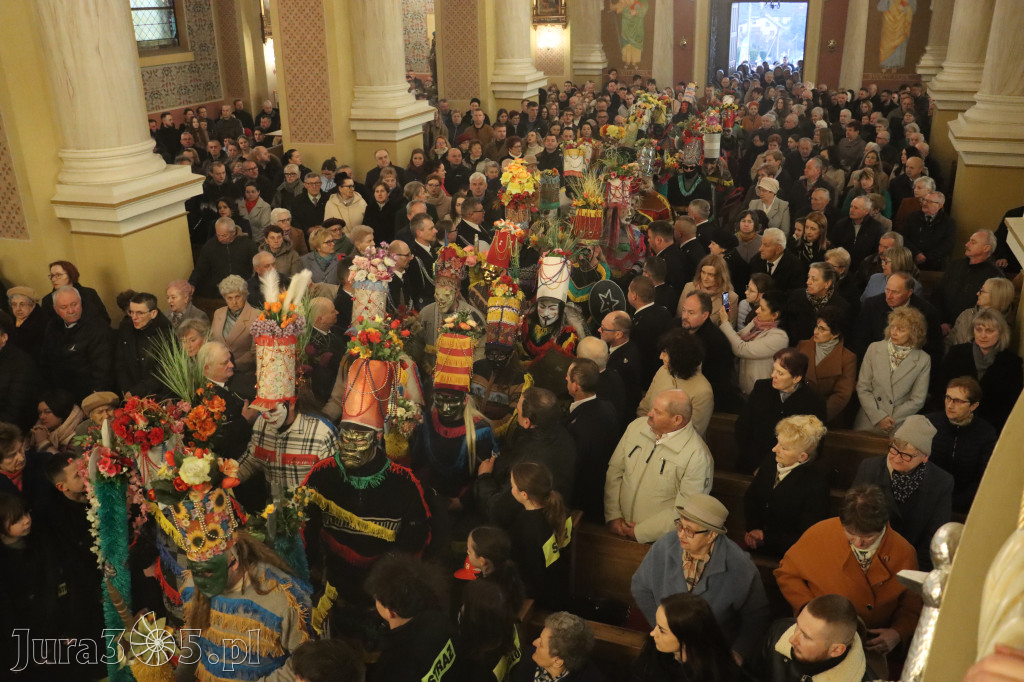Fotorelacja II: Msza Rezurekcyjna w Koziegłówkach - Wielkanoc 2026!