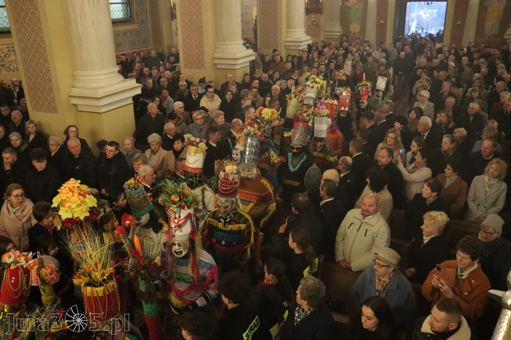 Fotorelacja II: Msza Rezurekcyjna w Koziegłówkach - Wielkanoc 2026!