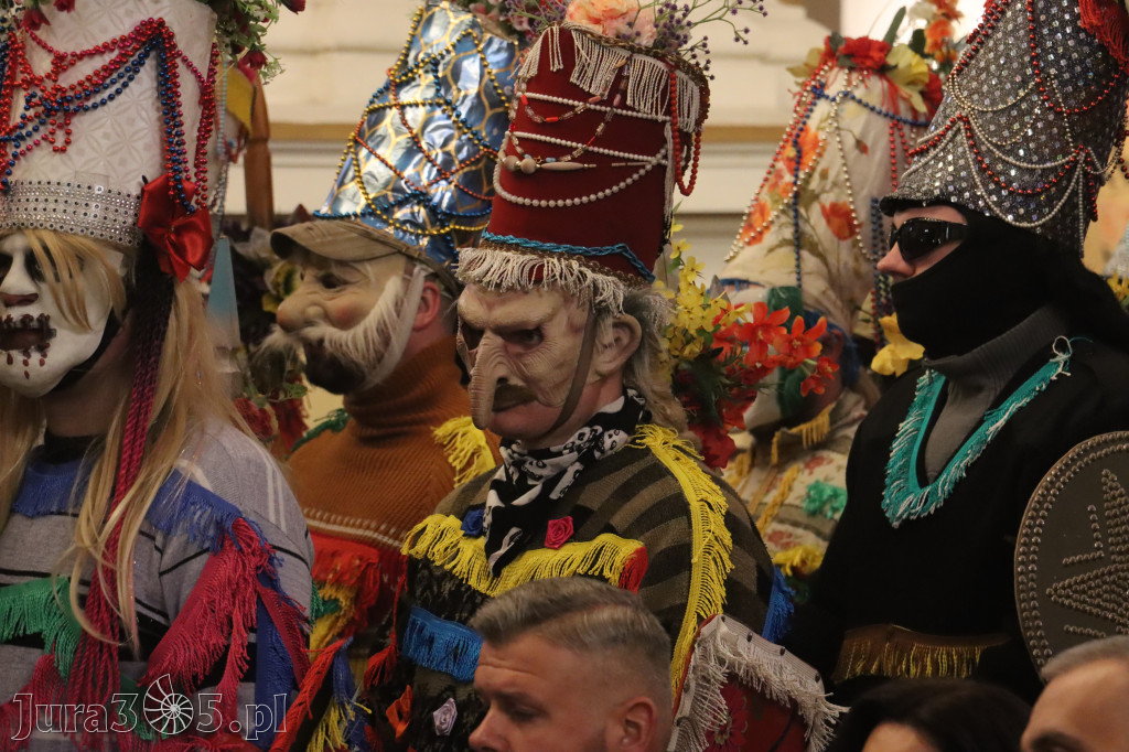 Fotorelacja II: Msza Rezurekcyjna w Koziegłówkach - Wielkanoc 2026!