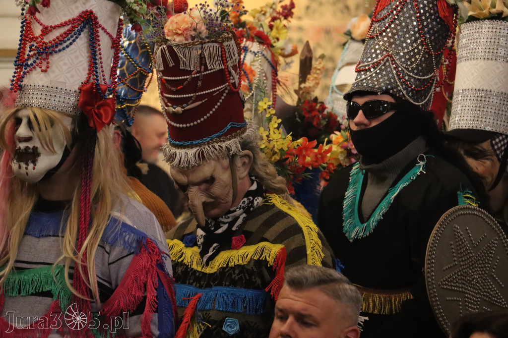 Fotorelacja II: Msza Rezurekcyjna w Koziegłówkach - Wielkanoc 2026!